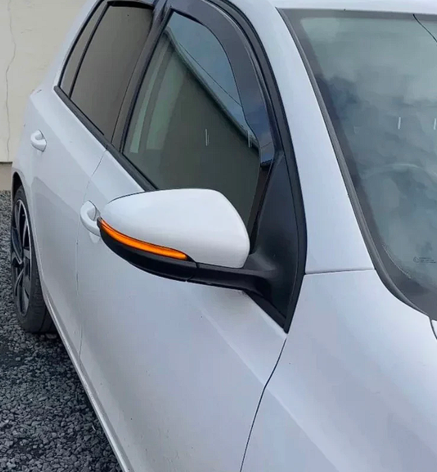Mk6 Jetta Dynamic mirrors