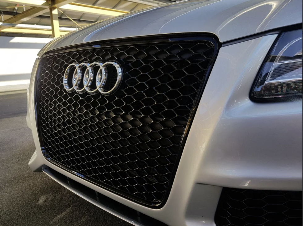 AUDI A5 S5 B8 2008-2012 ALL BLACK HONEYCOMB GRILLE