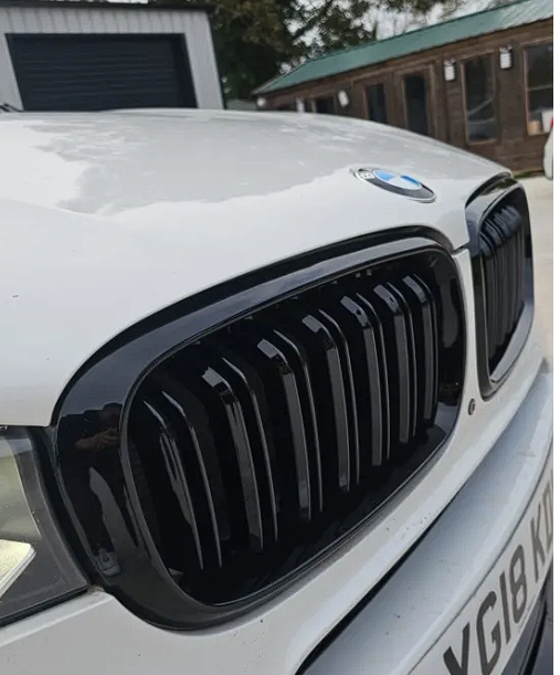 BMW X5 F15 Gloss Black Grilles