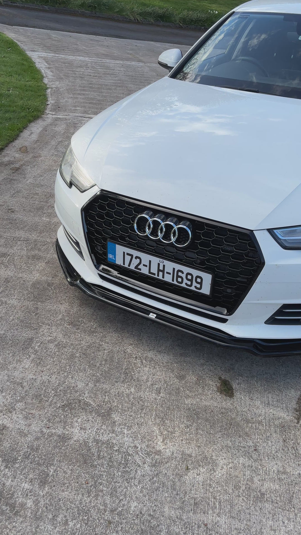 Audi A4 B9 Honeycomb Grille
